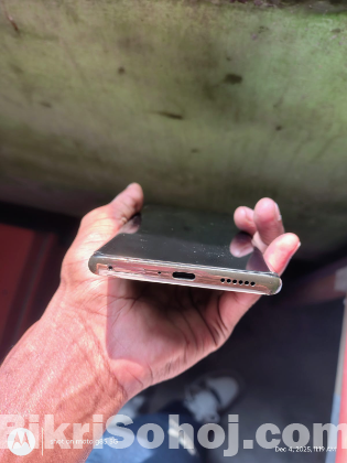 Tecno spark 20 pro plus